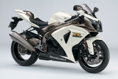 25-    Suzuki GSX-R