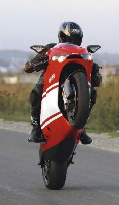 DUCATI Desmosedici RR. 