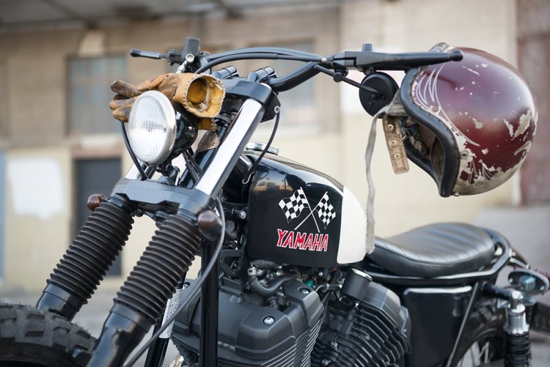 Brat Style + Yard Built:  Yamaha SCR950 Checkered Scrambler