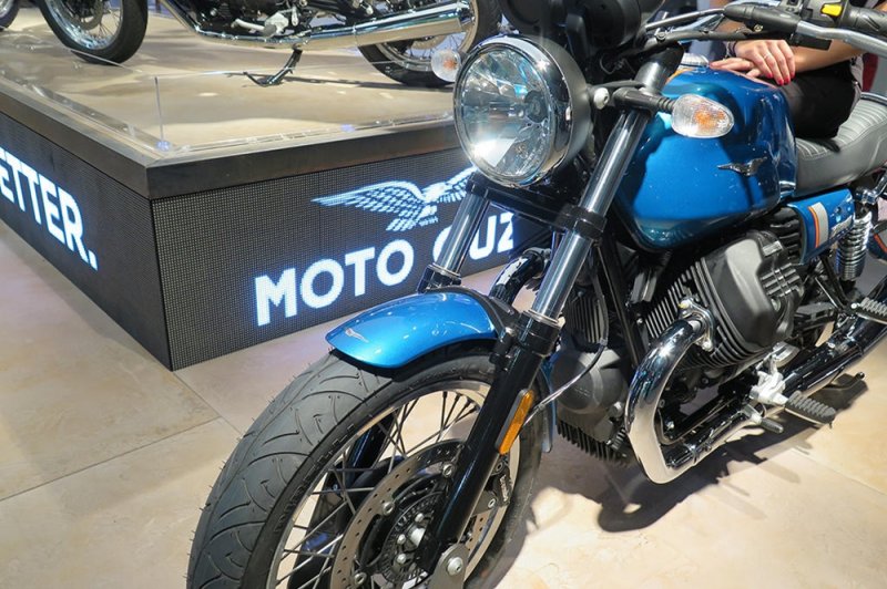 EICMA 2016:   Moto Guzzi V7 III 2017